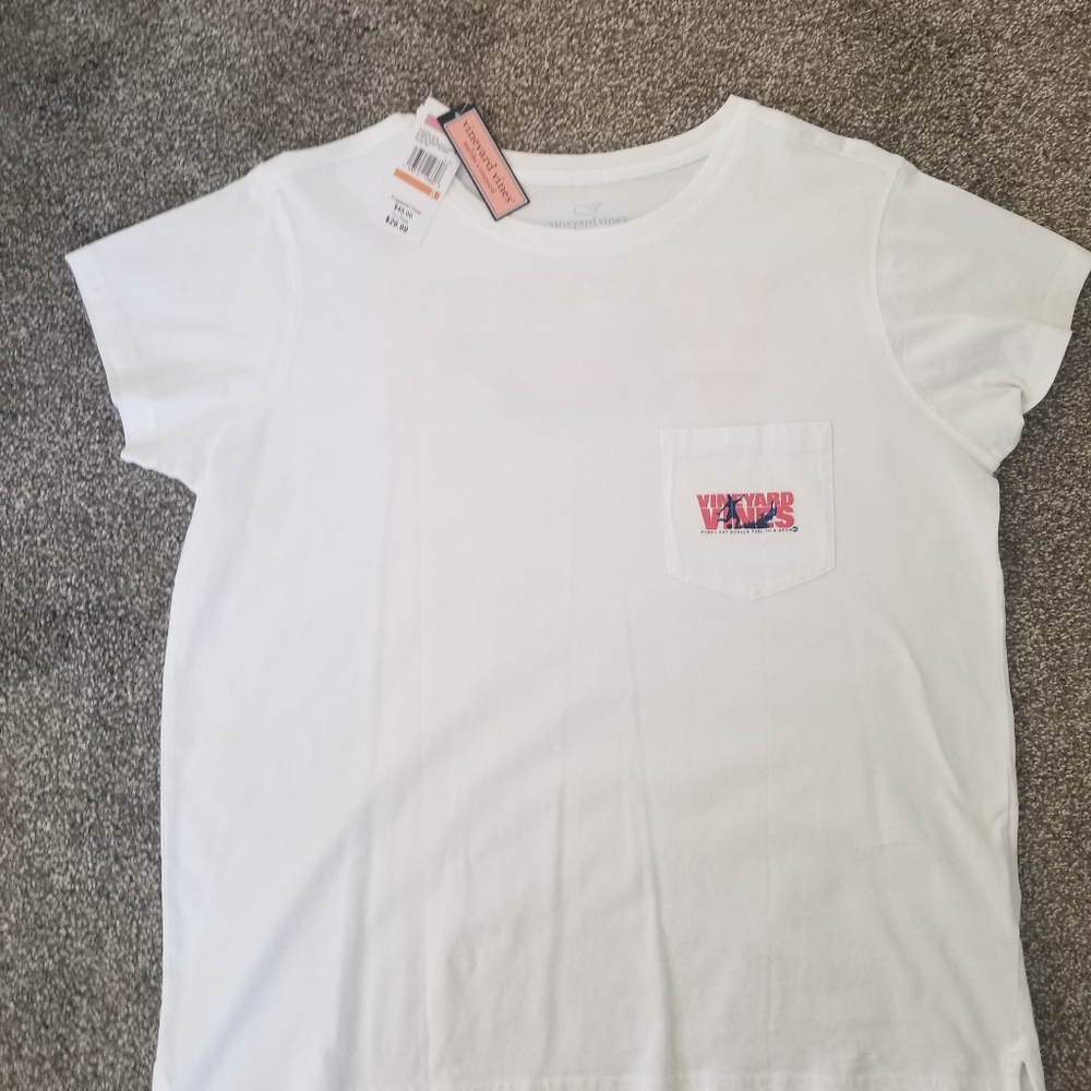 Vineyard vines t-shirt